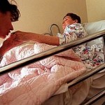 Abuso en Residencias: las barandas, un peligro mas que una ayuda? Abuso en Residencias: las barandas, un peligro mas que una ayuda?